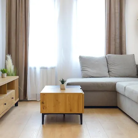 Airport Belgrade Apartment Surcin